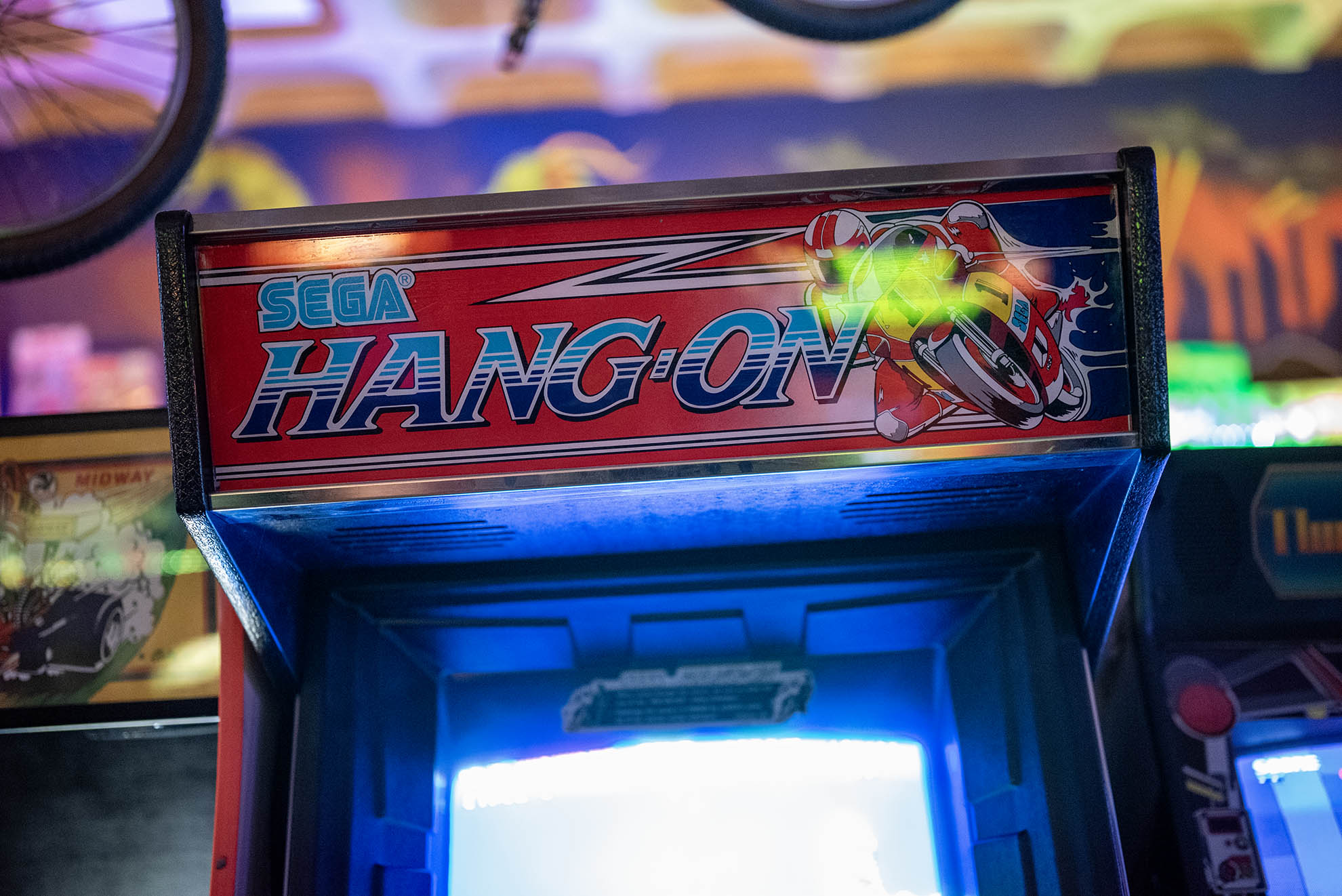 Hang-On deluxe arcade cabinet
