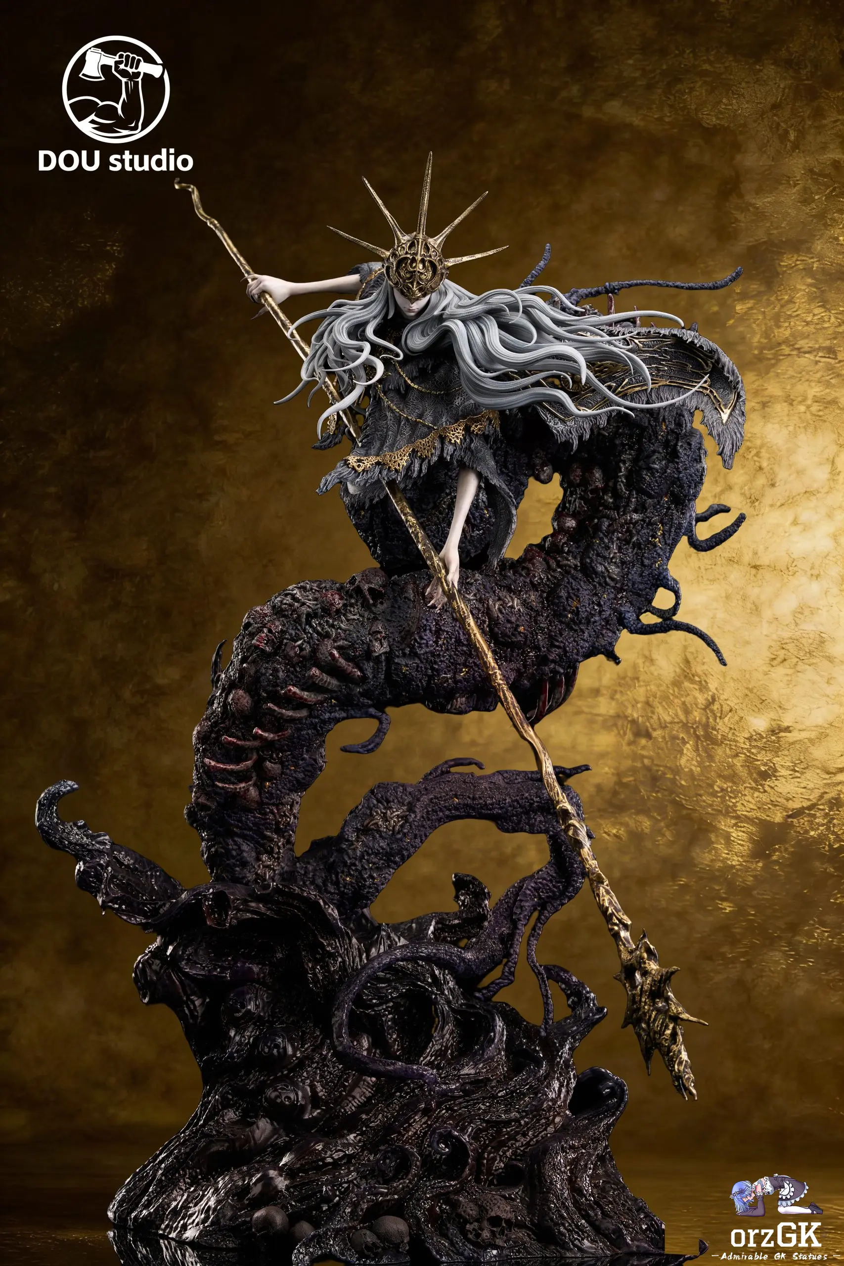 DOU Studio Aldrich statue front view