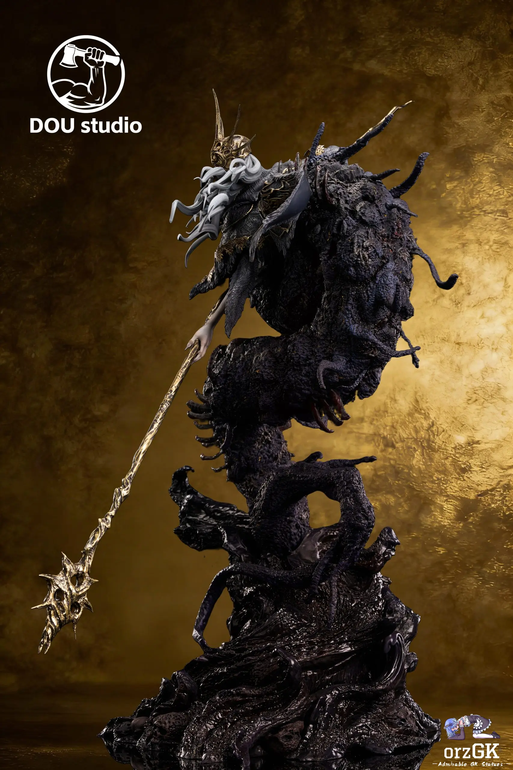 DOU Studio Aldrich statue detail